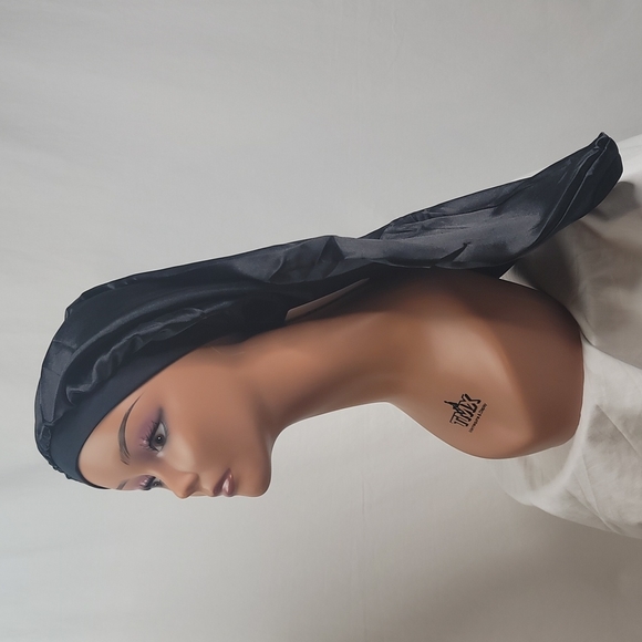 Avebri long hair bonnets caps 3 in a bundle cover NWT - Picture 11 of 13